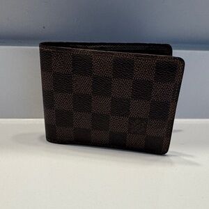 🚨SALE - Vintage Authentic Louis Vuitton Damier Ebene Wallet🚨